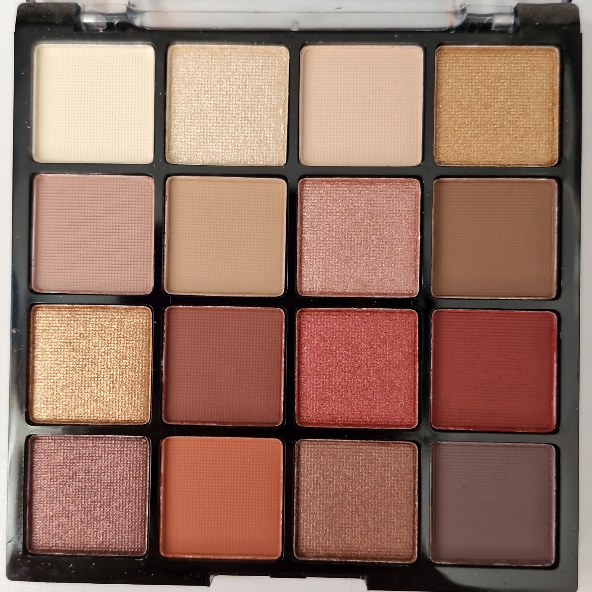 پالت سایه دودوگرل 🍁