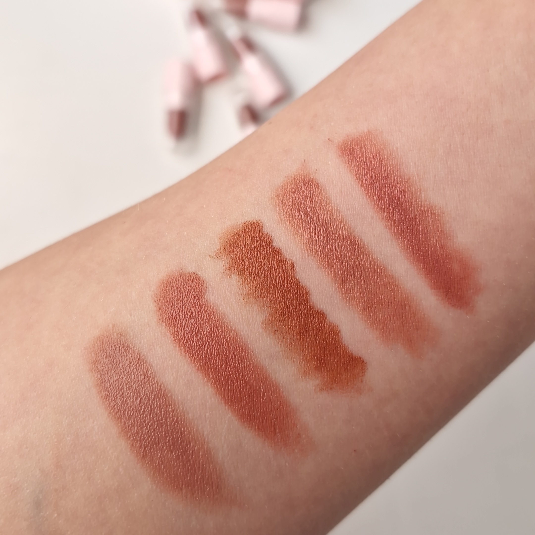 پک رژلب دراگون 🍑